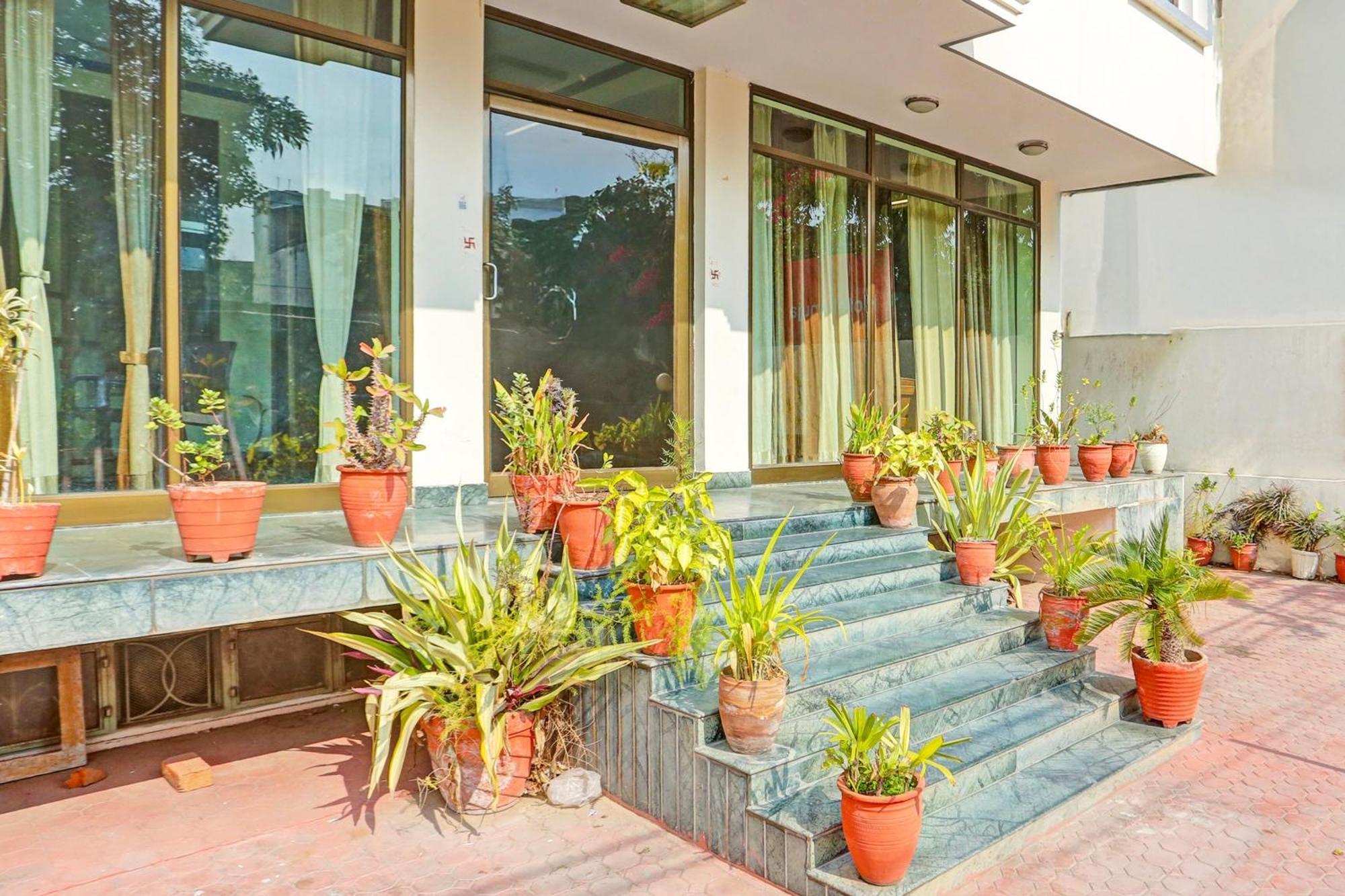 Super Collection O Bani Park Near Collectorate Circle Formerly Anuja Palace Divisione di Divisione di Jaipur Esterno foto